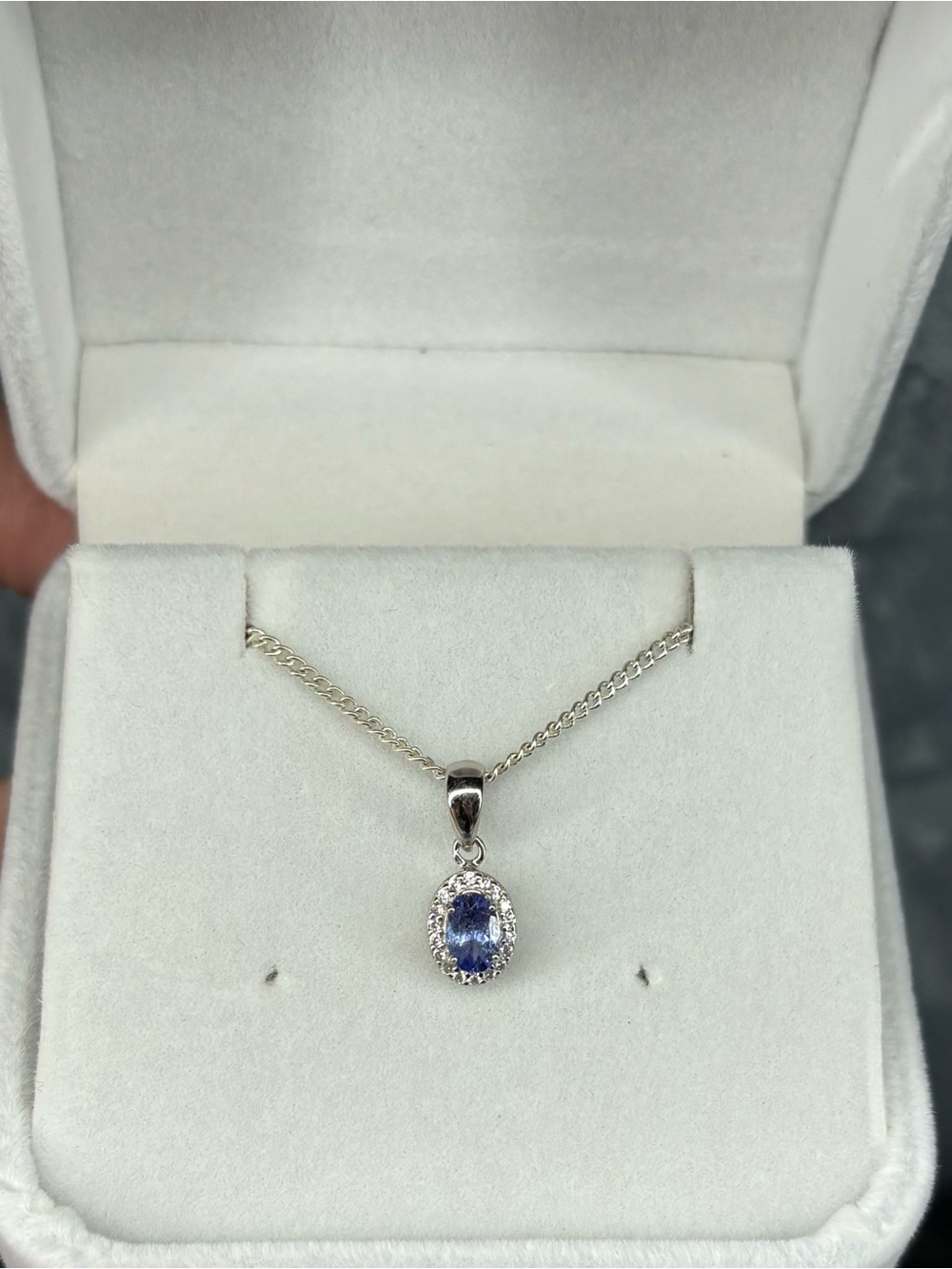 Stunning Blue Tanzanite Oval cut 6x4mm w/ Zircon Halo Pendant Necklace 18”